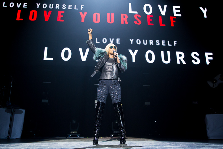 Mary J. Blige @ Vorst Nationaal, picture 1, photographed by Dorien Goetschalckx - FrontView Magazine