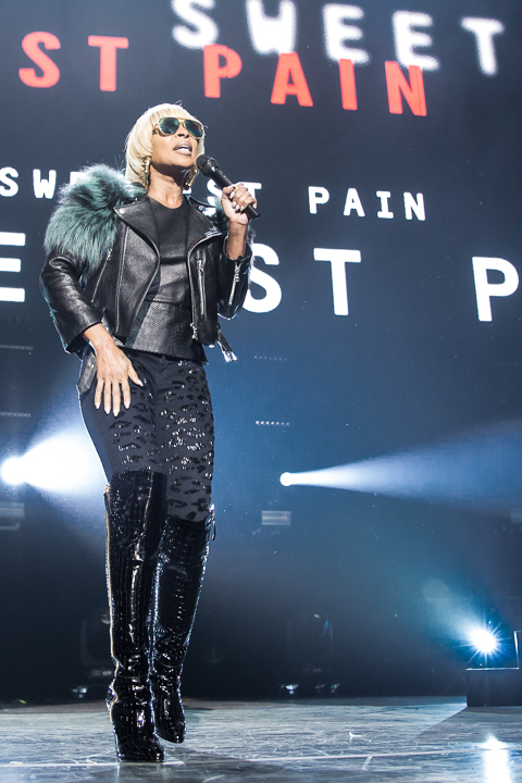Mary J. Blige @ Vorst Nationaal, picture 3, photographed by Dorien Goetschalckx - FrontView Magazine