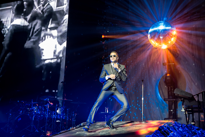 Maxwell @ Vorst Nationaal, picture 1, photographed by Dorien Goetschalckx - FrontView Magazine