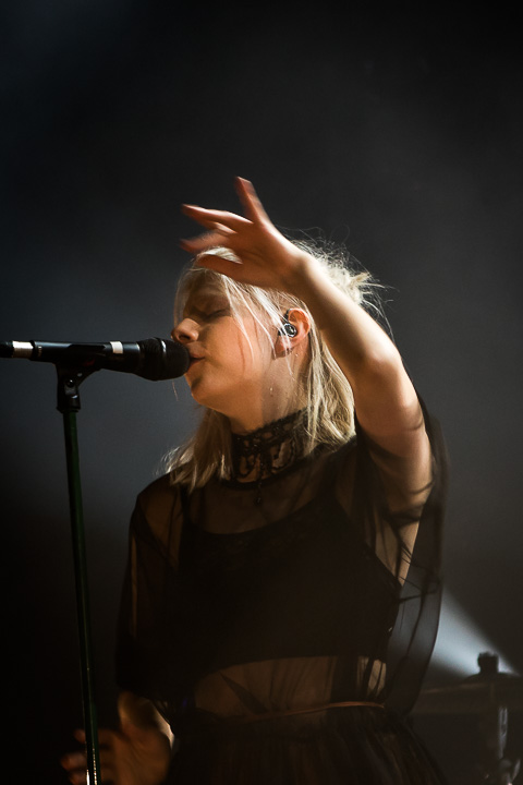 Aurora Le Botanique Brussels, picture 8, photographed by Kris Saelen - FrontView Magazine
