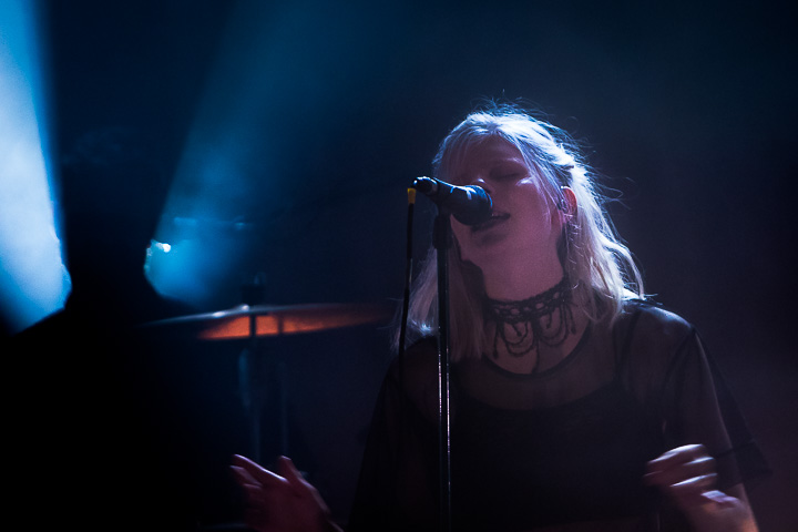 Aurora Le Botanique Brussels, picture 14, photographed by Kris Saelen - FrontView Magazine