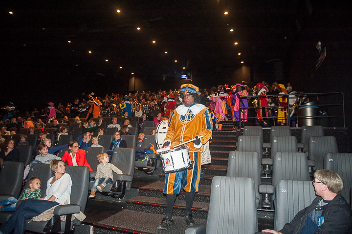 Première Sinterklaas en het mysterie op de stoomboot @ Kinepolis Antwerpen, picture 21, photographed by Goele Bormans - FrontView Magazine