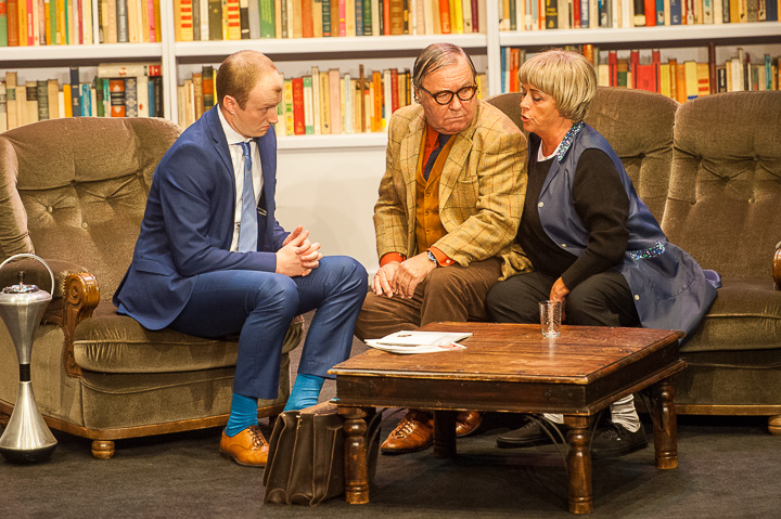 Première Macho's @ echt Antwaarps teater, picture 6, photographed by Goele Bormans - FrontView Magazine