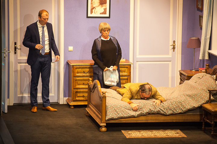 Première Macho's @ echt Antwaarps teater, picture 10, photographed by Goele Bormans - FrontView Magazine