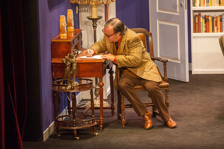 Première Macho's @ echt Antwaarps teater, picture 20, photographed by Goele Bormans - FrontView Magazine