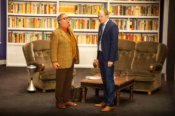 Première Macho's @ echt Antwaarps teater, picture 24, photographed by Goele Bormans - FrontView Magazine