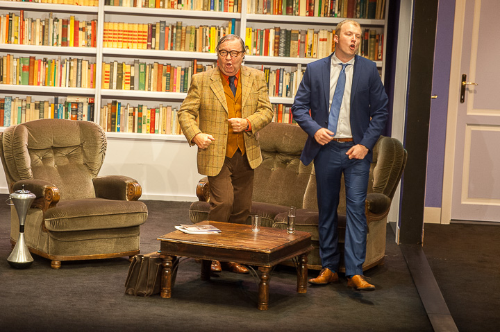 Première Macho's @ echt Antwaarps teater, picture 27, photographed by Goele Bormans - FrontView Magazine