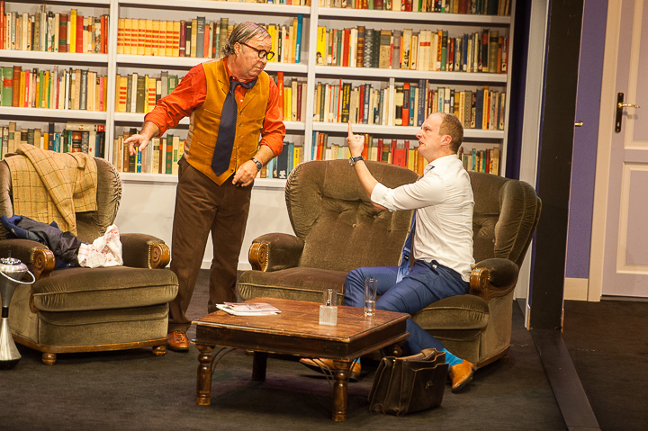 Première Macho's @ echt Antwaarps teater, picture 48, photographed by Goele Bormans - FrontView Magazine