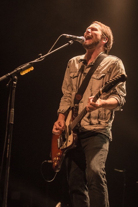 Silversun Pickups @ Het Depot, picture 2, photographed by Jan van Hecke - FrontView Magazine