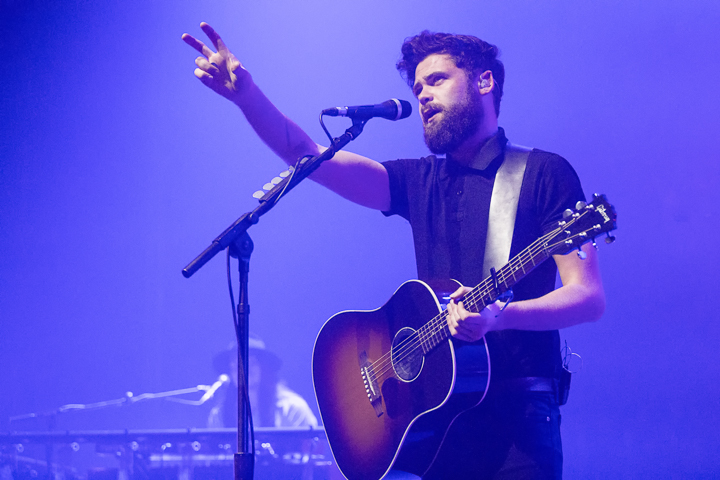 Passenger @ Koninklijk Circus, picture 3, photographed by Dorien Goetschalckx - FrontView Magazine