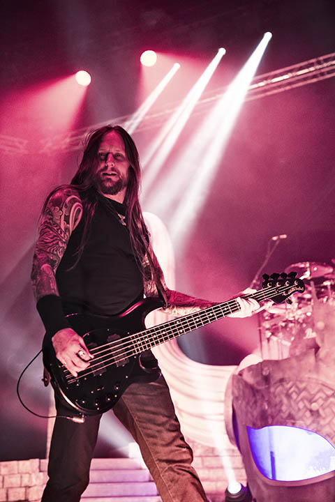 Amon Amarth @ Vorst Nationaal, picture 3, photographed by Jef Peeters - FrontView Magazine