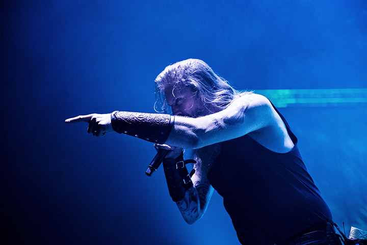 Amon Amarth @ Vorst Nationaal, picture 23, photographed by Jef Peeters - FrontView Magazine