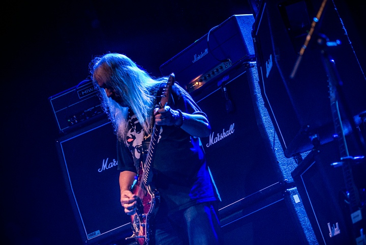 Dinosaur Jr @ AB Brussel, picture 4, photographed by Luc Luyten - FrontView Magazine