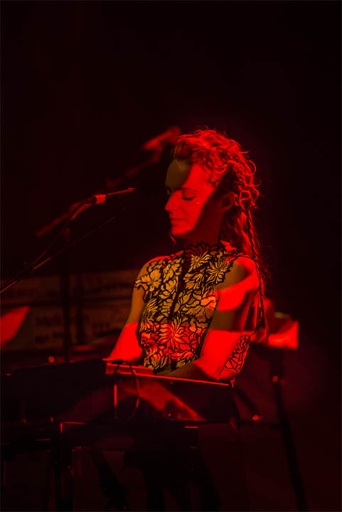 Agnes Obel @ AB, picture 5, photographed by Jef Peeters - FrontView Magazine