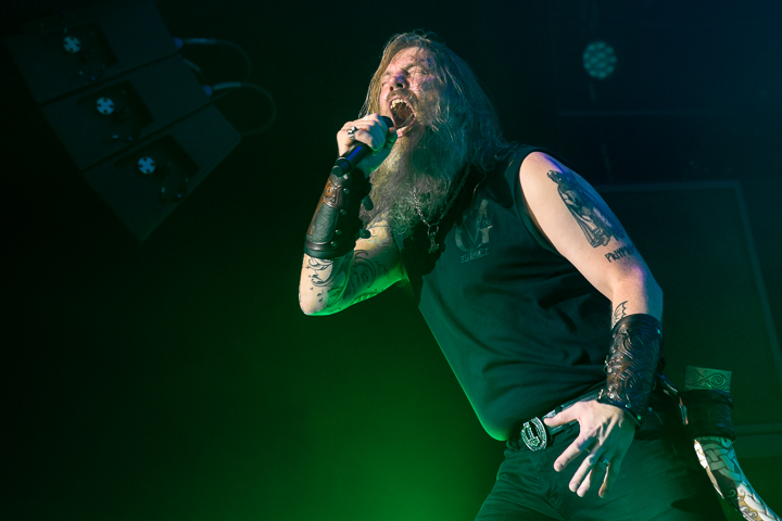 Amon Amarth @ 013, picture 10, photographed by Dorien Goetschalckx - FrontView Magazine