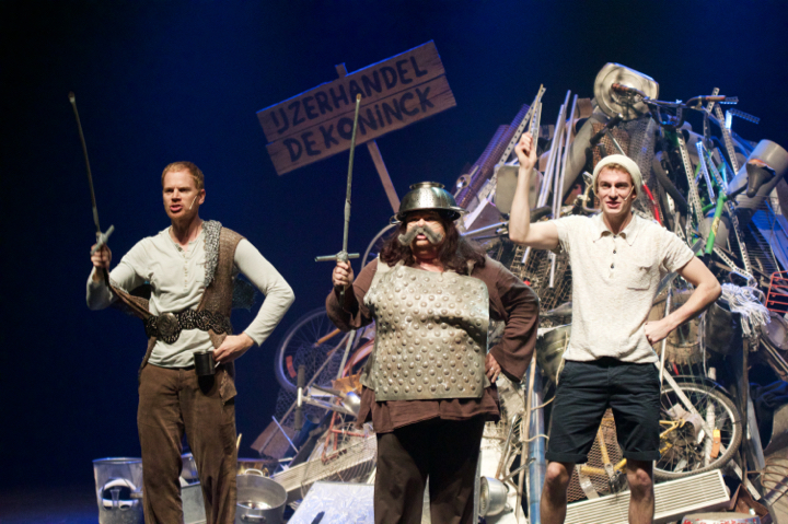Arthur, of hoe je koning kan worden @ Antwerpen Fakkelteater, picture 8, photographed by Bart Baevegems - FrontView Magazine