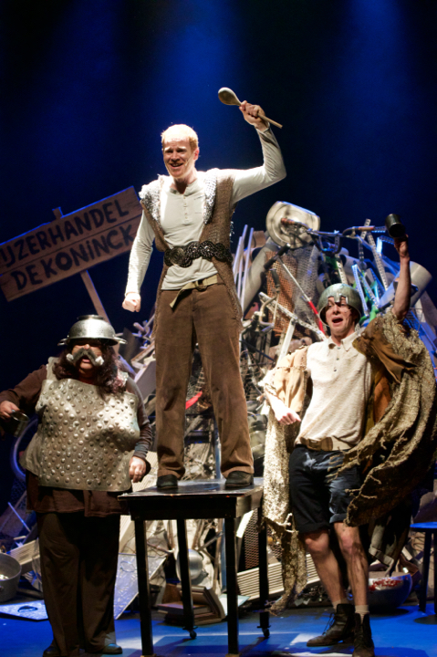Arthur, of hoe je koning kan worden @ Antwerpen Fakkelteater, picture 18, photographed by Bart Baevegems - FrontView Magazine