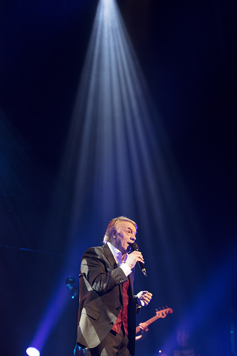 Salvator Adamo @ Stadsschouwburg Antwerpen, foto 2, foto's door Frank Lambrechts - FrontView Magazine