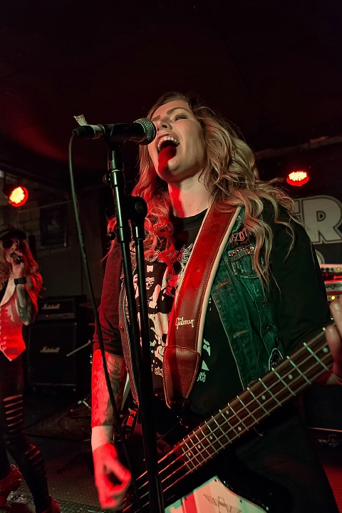 ThunderMother @ De Verlichte Geest, picture 18, photographed by Edwin Houdevelt - FrontView Magazine
