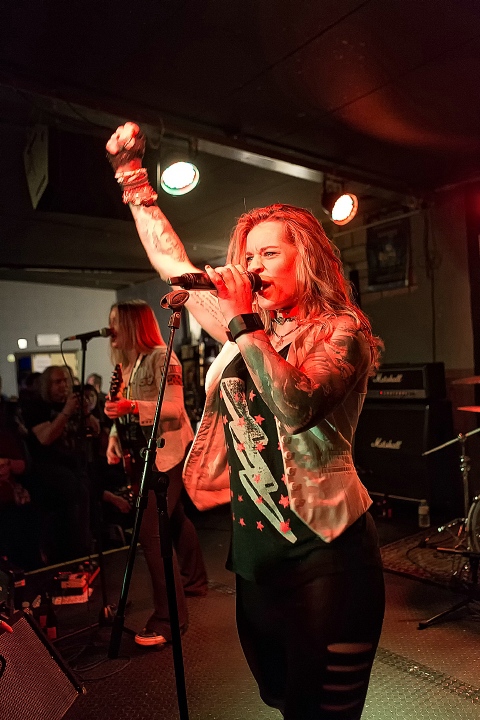 ThunderMother @ De Verlichte Geest, picture 19, photographed by Edwin Houdevelt - FrontView Magazine