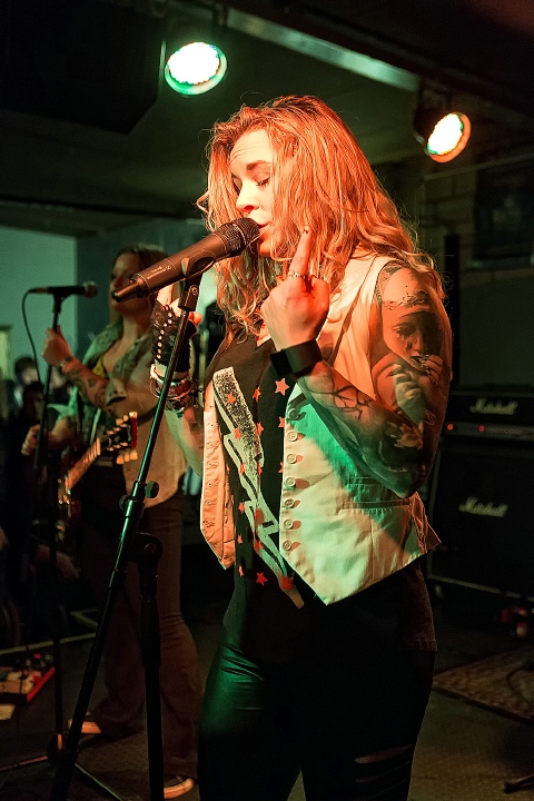ThunderMother @ De Verlichte Geest, picture 31, photographed by Edwin Houdevelt - FrontView Magazine