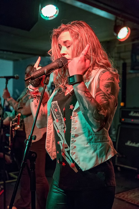 ThunderMother @ De Verlichte Geest, picture 33, photographed by Edwin Houdevelt - FrontView Magazine