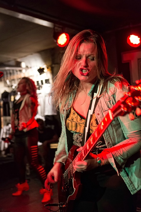 ThunderMother @ De Verlichte Geest, picture 51, photographed by Edwin Houdevelt - FrontView Magazine