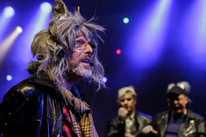 Musical "De 3 Biggetjes" gebracht door Wysiwyg @ CC De Mol, picture 3, photographed by Alex Wyckmans - FrontView Magazine