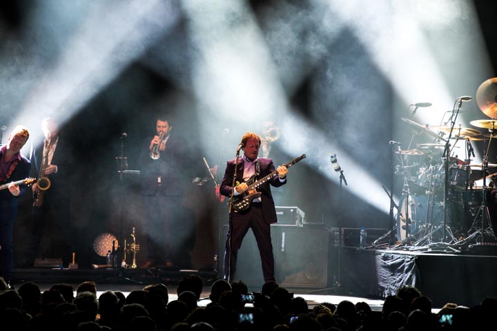 Level 42 @ 013 Tilburg, picture 20, photographed by Dieter  Boone - FrontView Magazine