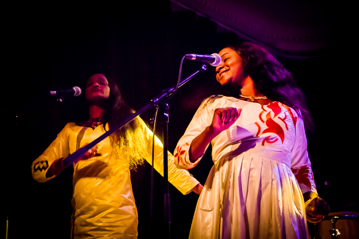 Salif Keita @ De Casino, picture 14, photographed by Davy De Blieck - FrontView Magazine