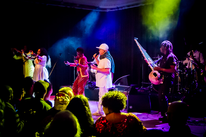 Salif Keita @ De Casino, picture 18, photographed by Davy De Blieck - FrontView Magazine