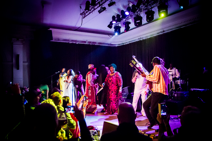 Salif Keita @ De Casino, picture 19, photographed by Davy De Blieck - FrontView Magazine