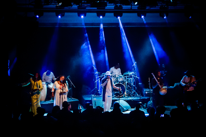 Salif Keita @ De Casino, picture 22, photographed by Davy De Blieck - FrontView Magazine