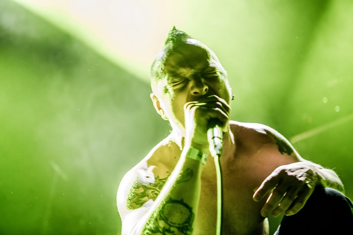 Discharge @ Breaking Barriers Depot Leuven, picture 9, photographed by Luc Luyten - FrontView Magazine
