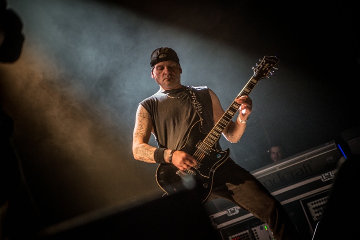 Discharge @ Breaking Barriers Depot Leuven, picture 17, photographed by Luc Luyten - FrontView Magazine