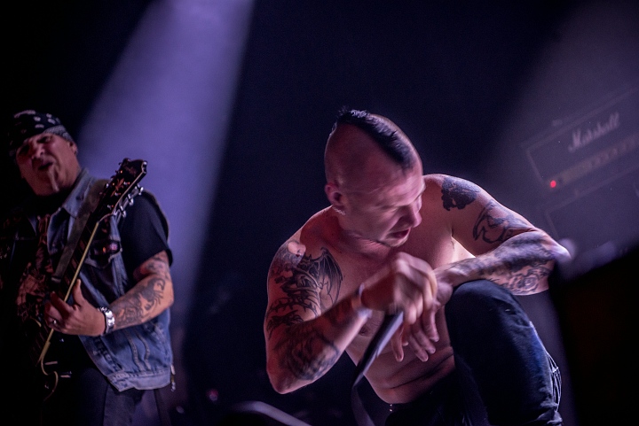 Discharge @ Breaking Barriers Depot Leuven, picture 19, photographed by Luc Luyten - FrontView Magazine