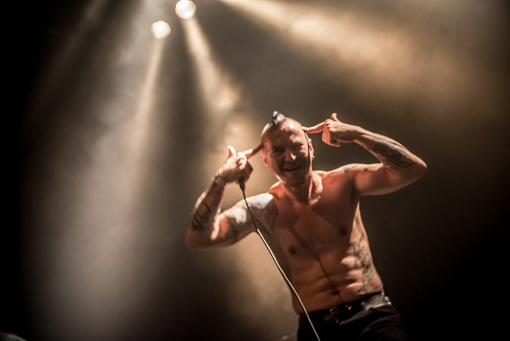 Discharge @ Breaking Barriers Depot Leuven, picture 21, photographed by Luc Luyten - FrontView Magazine