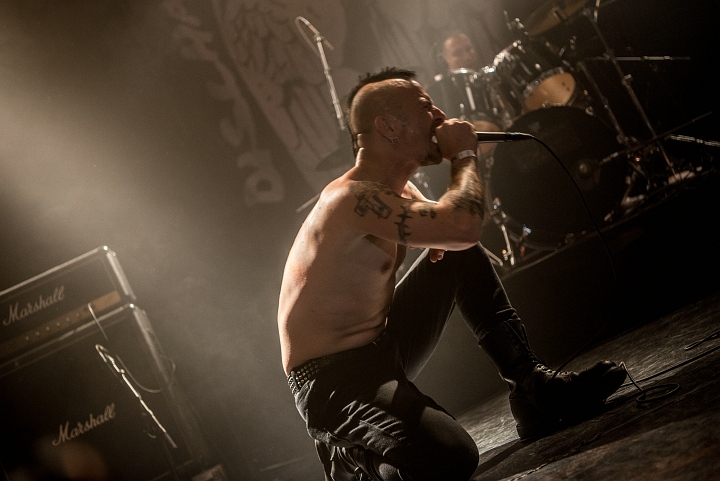 Discharge @ Breaking Barriers Depot Leuven, picture 24, photographed by Luc Luyten - FrontView Magazine