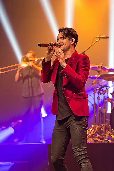 Panic! At The Disco @ Ancienne Belgique, picture 10, photographed by Edwin Houdevelt - FrontView Magazine