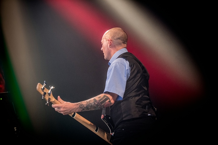 The Damned @ Breaking Barriers Depot Leuven, picture 24, photographed by Luc Luyten - FrontView Magazine