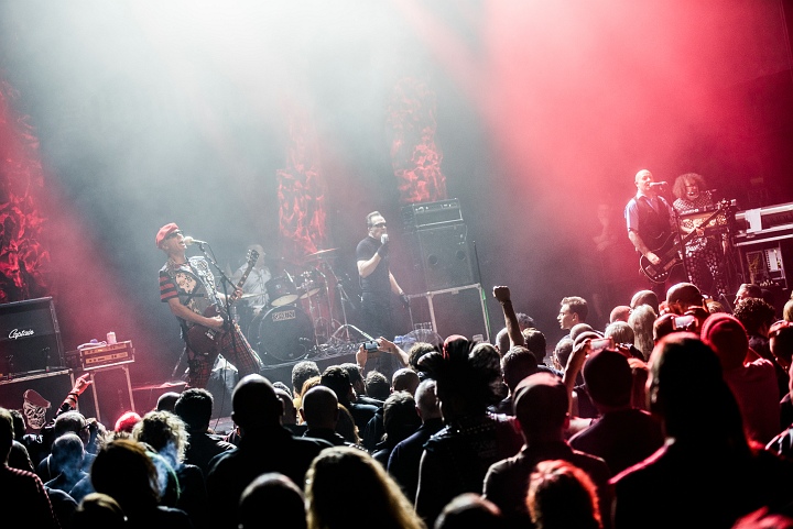 The Damned @ Breaking Barriers Depot Leuven, picture 28, photographed by Luc Luyten - FrontView Magazine