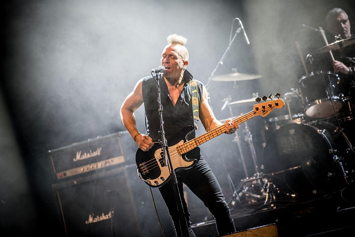 The Membranes @ Breaking Barriers Depot Leuven, picture 21, photographed by Luc Luyten - FrontView Magazine