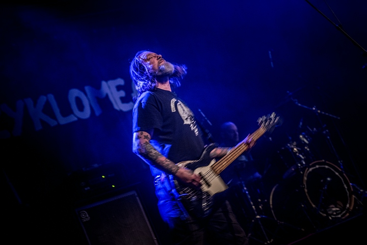 Zyklome A @ Breaking Barriers Depot Leuven, picture 11, photographed by Luc Luyten - FrontView Magazine