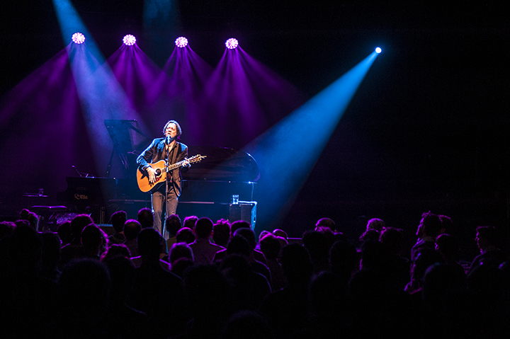 Rufus Wainwright live @ het Depot, foto 2, foto's door Bart Scholliers - FrontView Magazine