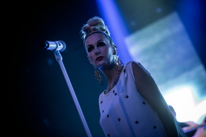 The Human League @ De Roma, picture 2, photographed by Luc Luyten - FrontView Magazine