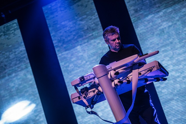 The Human League @ De Roma, picture 5, photographed by Luc Luyten - FrontView Magazine