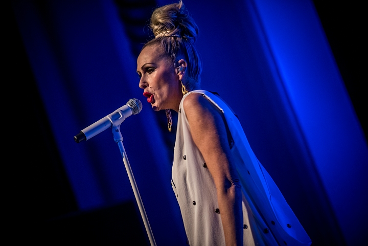 The Human League @ De Roma, picture 7, photographed by Luc Luyten - FrontView Magazine