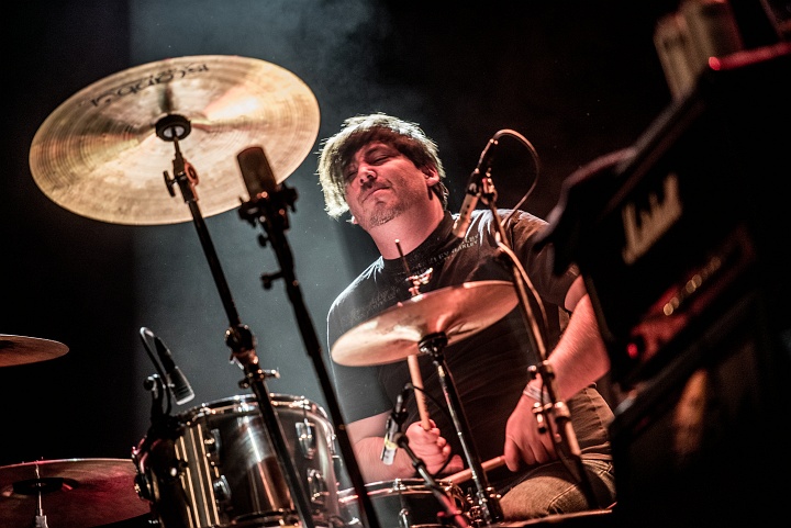 Bettie Serveert @ Klokgebouw Eindhoven, picture 14, photographed by Luc Luyten - FrontView Magazine