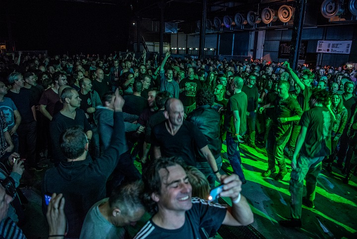 Claw Boys Claw @ Klokgebouw Eindhoven, picture 6, photographed by Luc Luyten - FrontView Magazine