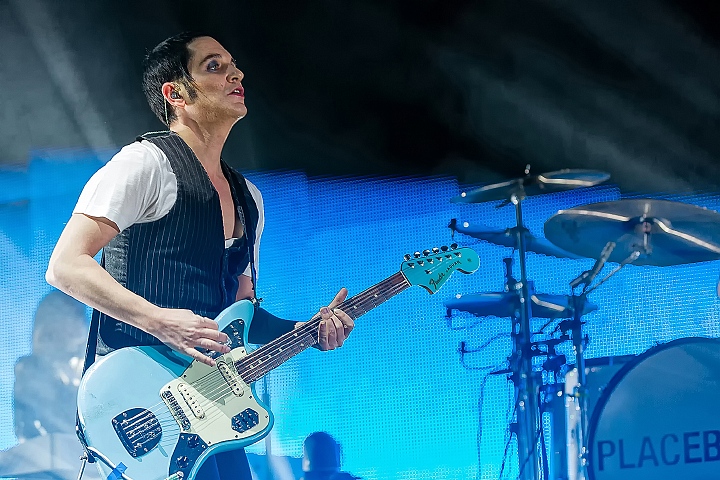 Placebo @ Sportpaleis 2016, picture 11, photographed by Edwin Houdevelt - FrontView Magazine